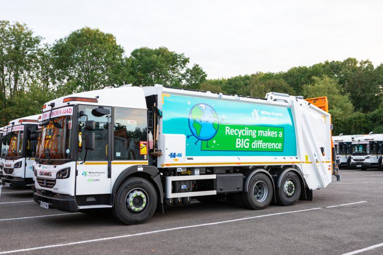 Bin lorry